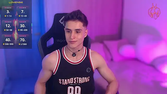 thomklein online show from February 4, 7:09 pm