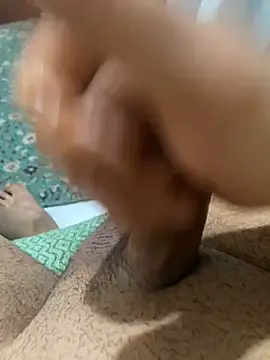 Snapshot of azginnn35 chatting on October 7, 8:59 am azginnn35 online show from October 7, 8:59 am