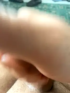 Snapshot of azginnn35 chatting on November 2, 11:37 am azginnn35 online show from November 2, 11:37 am