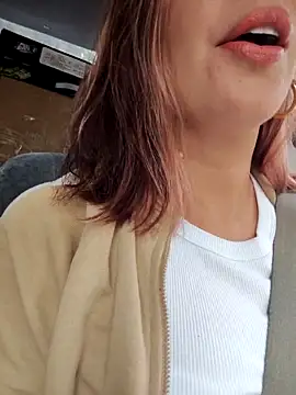 scarlett moore online show from December 5, 4:49 pm