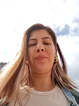 Snapshot of scarlett_moore chatting on February 15, 2:16 pm scarlett moore online show from February 15, 2:16 pm