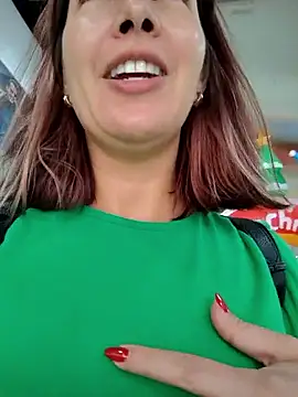 scarlett moore online show from December 1, 3:02 pm