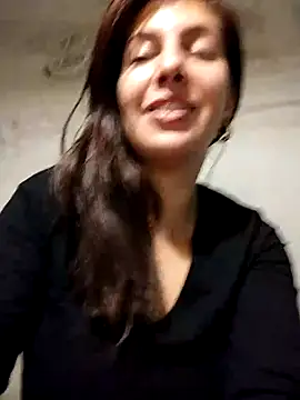 scarlett moore online show from March 2, 1:37 am