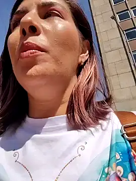 scarlett moore online show from December 15, 3:07 pm