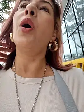 scarlett moore online show from January 14, 2:42 pm