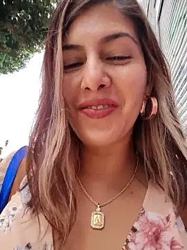 Snapshot of scarlett_moore chatting on February 22, 4:52 pm scarlett moore online show from February 22, 4:52 pm