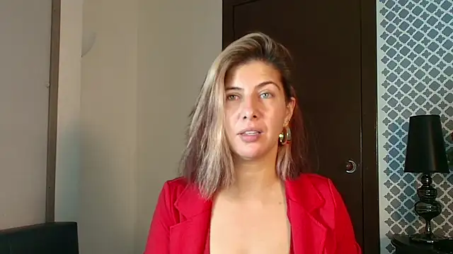 scarlett moore online show from October 2, 1:36 pm