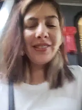 scarlett moore online show from March 31, 4:42 pm