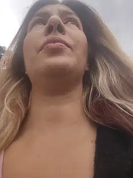 Snapshot of scarlett_moore chatting on July 11, 3:12 pm scarlett moore online show from July 11, 3:12 pm