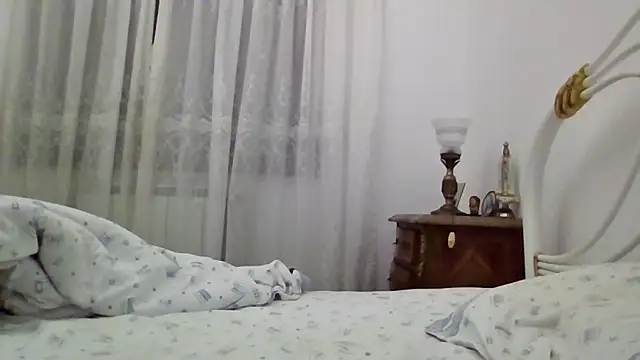 Snapshot of RichardLIS chatting on December 21, 6:48 am RichardLIS online show from December 21, 6:48 am