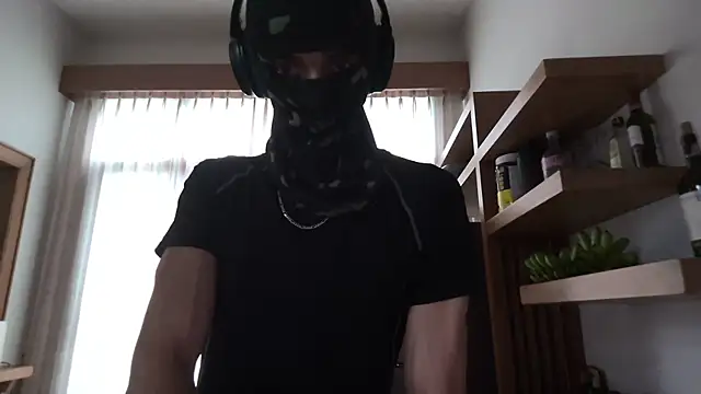 Snapshot of rippedbutskinny chatting on July 3, 10:33 am rippedbutskinny online show from July 3, 10:33 am