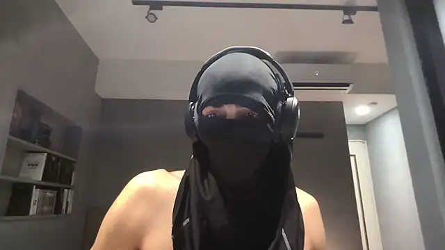 Snapshot of rippedbutskinny chatting on May 27, 3:41 pm rippedbutskinny online show from May 27, 3:41 pm