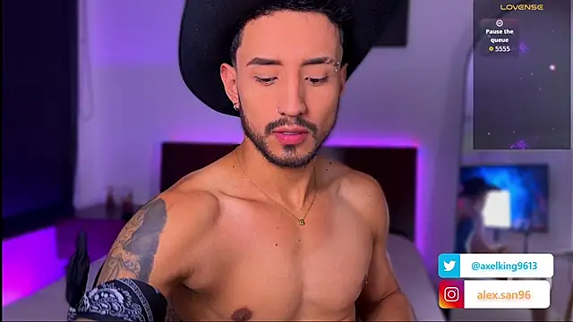 AxelKing1326 online show from November 15, 10:03 pm