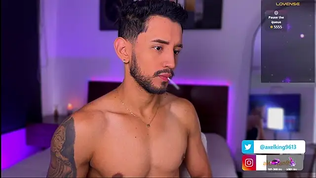 AxelKing1326 online show from November 16, 9:41 pm