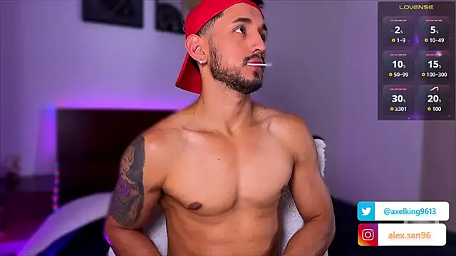 AxelKing1326 online show from October 22, 11:14 pm