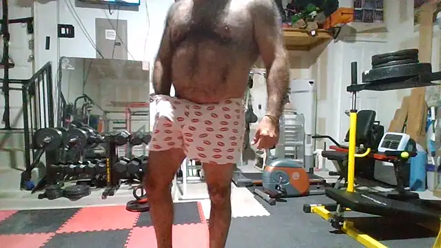 chainjulious online show from March 23, 1:33 pm