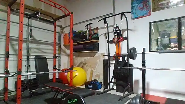 chainjulious online show from March 24, 1:11 pm