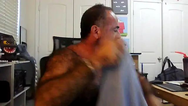 chainjulious online show from October 15, 4:15 pm