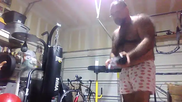 chainjulious online show from October 8, 12:50 pm