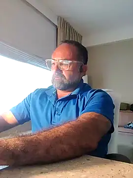 chainjulious online show from February 5, 5:20 pm