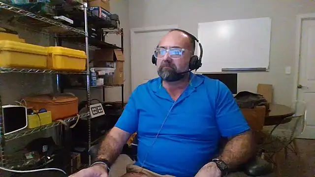 chainjulious online show from December 19, 9:38 pm