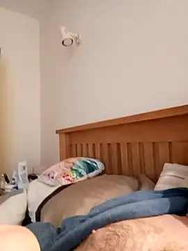 Snapshot of jonjoey123 chatting on January 28, 10:34 am jonjoey123 online show from January 28, 10:34 am