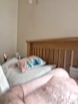 Snapshot of jonjoey123 chatting on February 11, 7:19 am jonjoey123 online show from February 11, 7:19 am