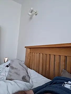 Snapshot of jonjoey123 chatting on February 18, 11:39 am jonjoey123 online show from February 18, 11:39 am