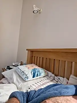 Snapshot of jonjoey123 chatting on November 7, 8:08 am jonjoey123 online show from November 7, 8:08 am