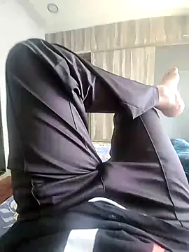 DesiRocco7 online show from September 20, 6:40 am