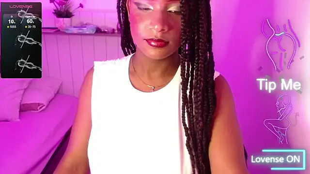 Snapshot of NikitaKiss chatting on October 27, 7:04 pm NikitaKiss online show from October 27, 7:04 pm