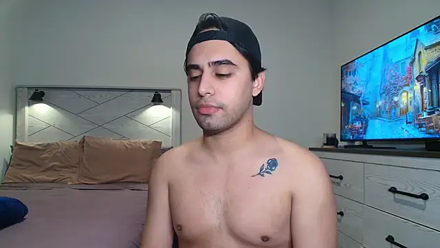 Snapshot of thonylewys chatting on September 29, 8:25 pm thonylewys online show from September 29, 8:25 pm