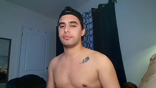 Snapshot of thonylewys chatting on September 29, 12:39 am thonylewys online show from September 29, 12:39 am