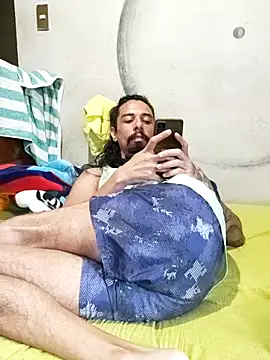 Snapshot of iirgastam3 chatting on December 20, 8:33 pm iirgastam3 online show from December 20, 8:33 pm