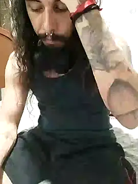 Snapshot of iirgastam3 chatting on December 23, 1:16 am iirgastam3 online show from December 23, 1:16 am