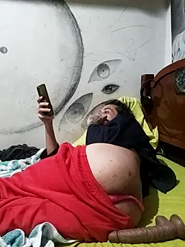 Snapshot of iirgastam3 chatting on December 17, 10:48 pm iirgastam3 online show from December 17, 10:48 pm