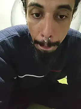 Snapshot of iirgastam3 chatting on December 5, 12:43 am iirgastam3 online show from December 5, 12:43 am