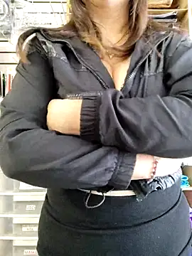 Snapshot of Mia_Novikov chatting on March 13, 9:48 pm Mia Novikov online show from March 13, 9:48 pm