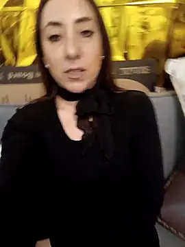 Mia Novikov online show from April 13, 5:06 pm