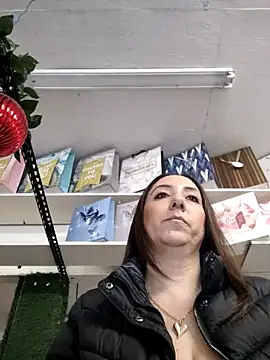 Snapshot of Mia_Novikov chatting on March 4, 5:03 pm Mia Novikov online show from March 4, 5:03 pm