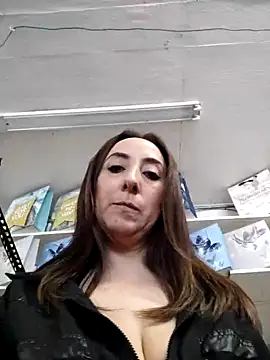 Snapshot of Mia_Novikov chatting on March 22, 8:15 pm Mia Novikov online show from March 22, 8:15 pm