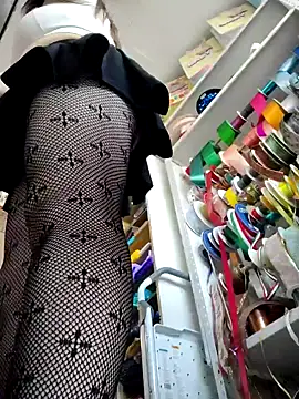 Mia Novikov online show from December 20, 9:50 pm