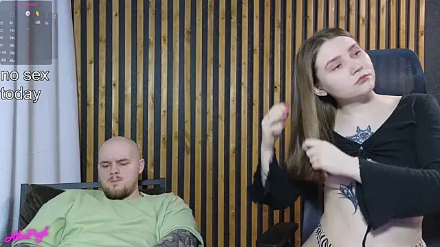 alicepugh online show from March 19, 7:06 pm