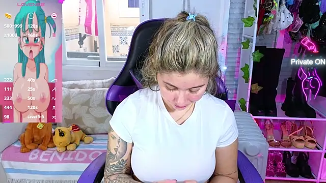 Tawny cox online show from March 7, 4:33 pm