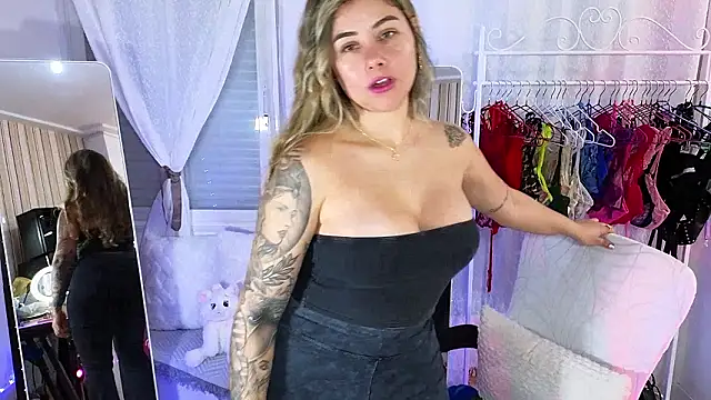 Tawny cox online show from January 15, 9:34 am