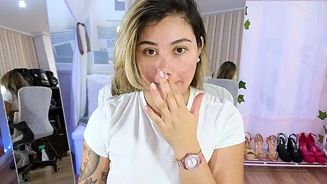 Tawny cox online show from November 10, 3:17 pm