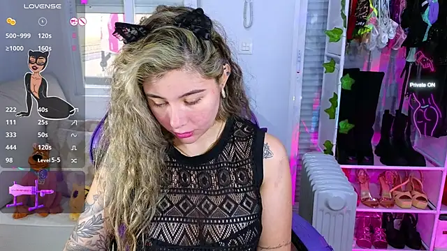 Tawny cox online show from March 2, 10:37 am