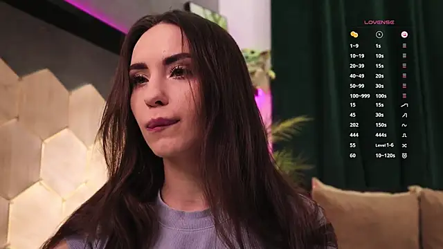 BabyYoda- online show from April 1, 5:42 am