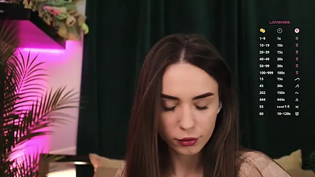 BabyYoda- online show from November 4, 6:11 pm