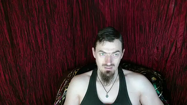 Snapshot of ConanJones chatting on November 7, 7:24 am ConanJones online show from November 7, 7:24 am